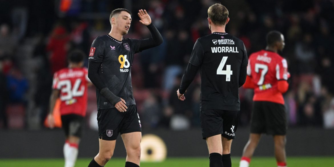 Tottenham "contenders" to sign "unbelievable" defender set to cost £50m
