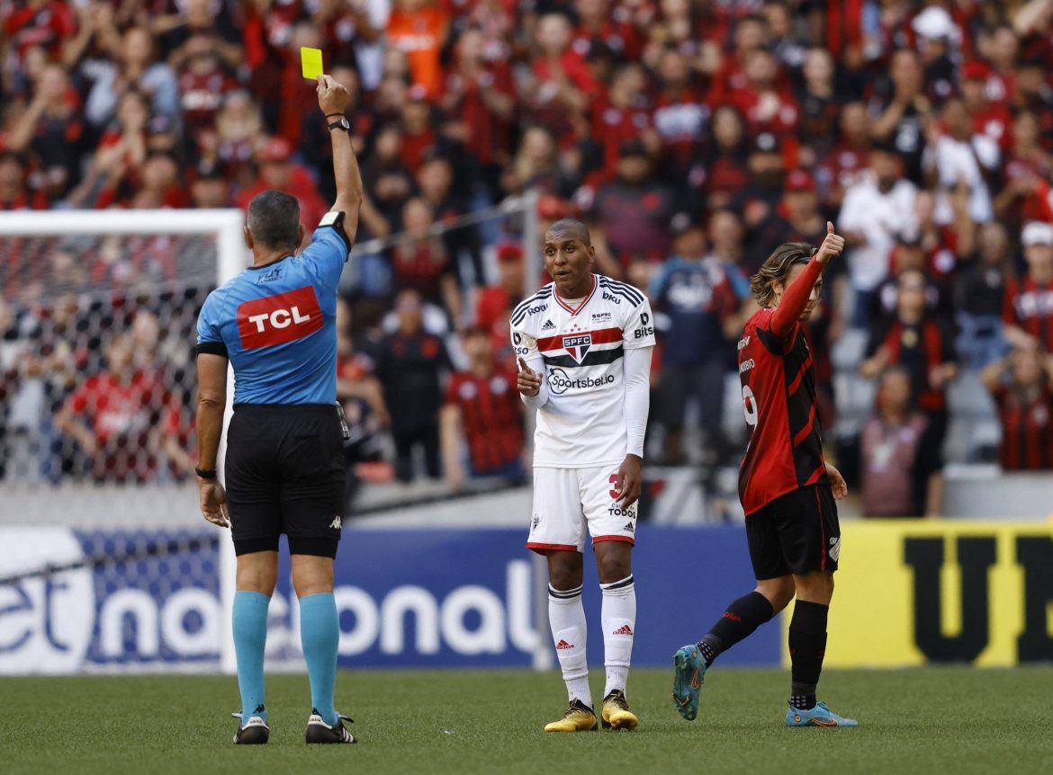 West Ham make ‘proposal’ to sign Sao Paulo star Luizao - report